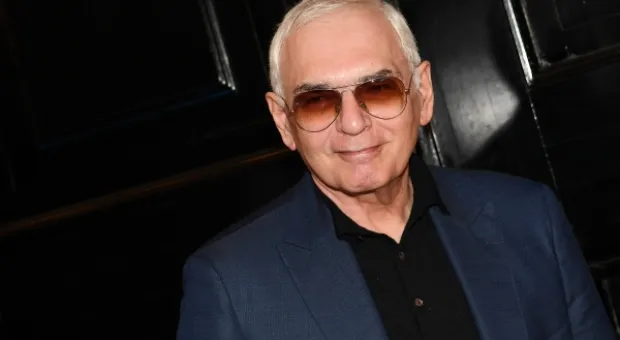 Новости России - Шахназаров предложил заменить «Разговоры о важном» уроками кино Новости России - Шахназаров предложил заменить «Разговоры о важном» уроками кино